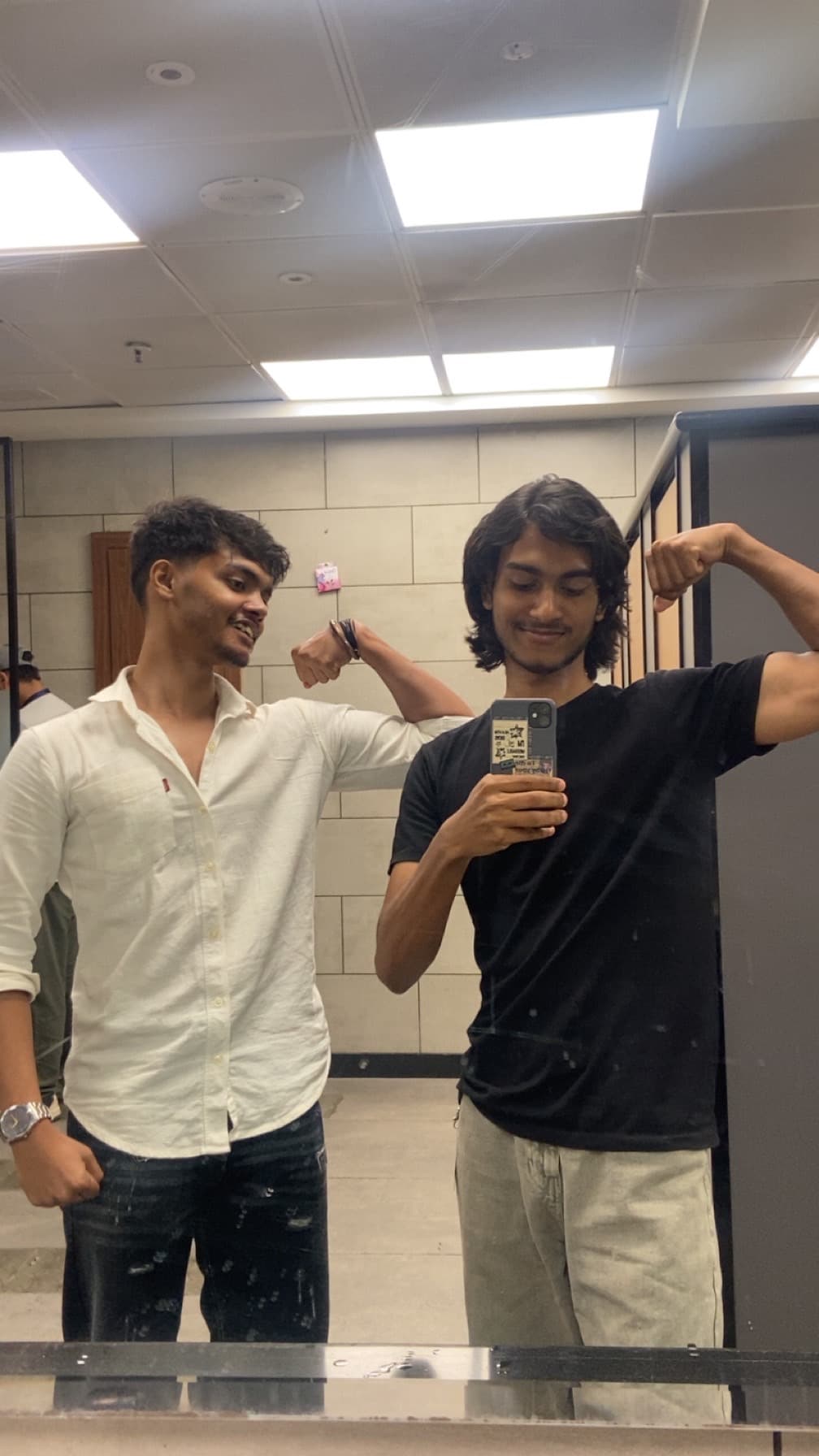 Flexing for the mirror